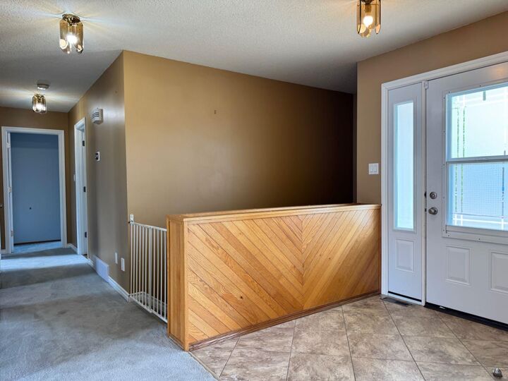 Property Photo:  11300 110 Avenue Crescent  AB T0H 1L0 