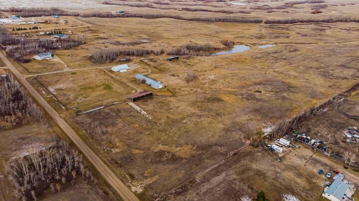 Property Photo:  722055 Range Road 43  AB T8X 5B2 