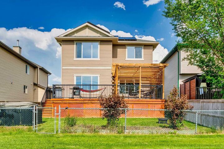 Property Photo: 1925 Luxstone Park SW AB T4B 3B5