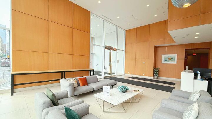 Property Photo: 510 6 Avenue SE 1207 AB T2G 1L7