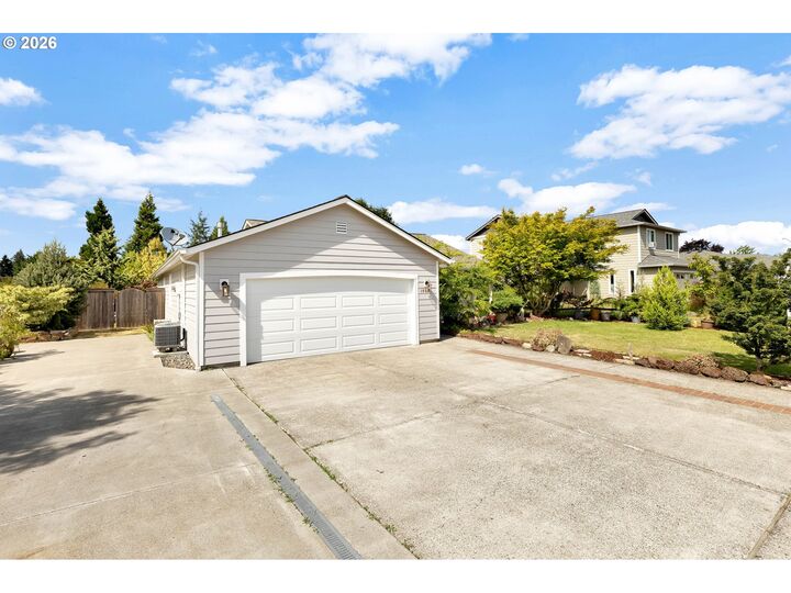 Property Photo: 10508 NE 81st St WA 98662