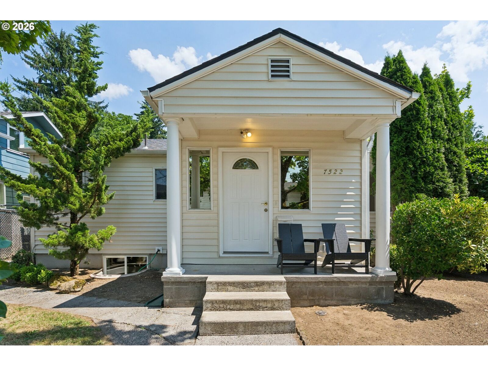 Property Photo: 7522 N Dwight Ave OR 97203