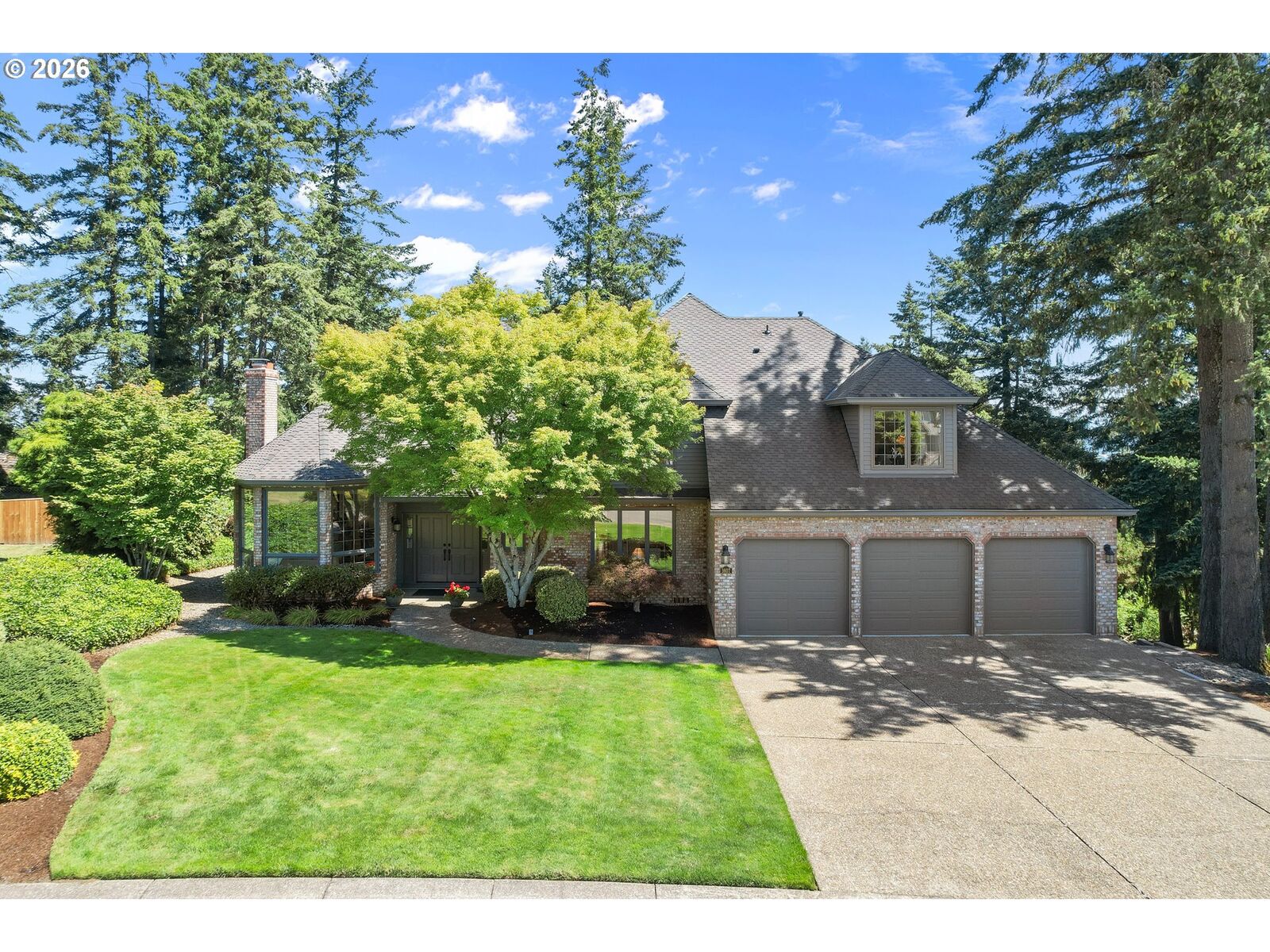 Property Photo: 1607 Arran Ct OR 97068