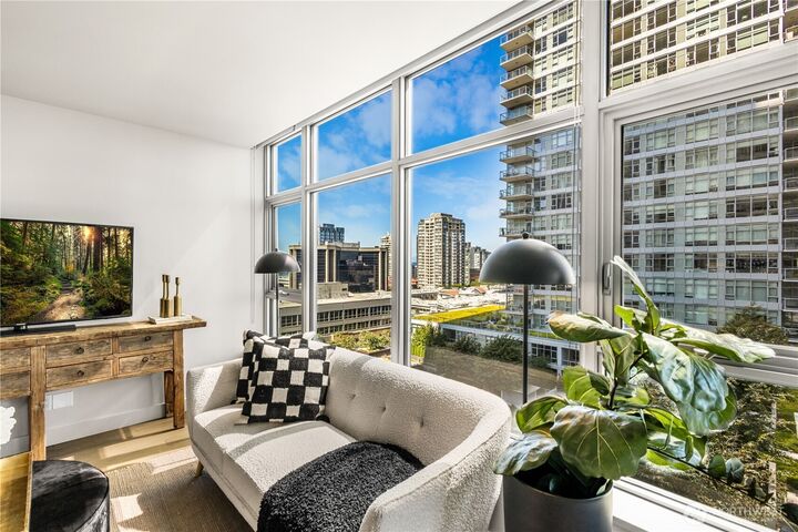 Property Photo: 588 Bell Street 1201S WA 98121