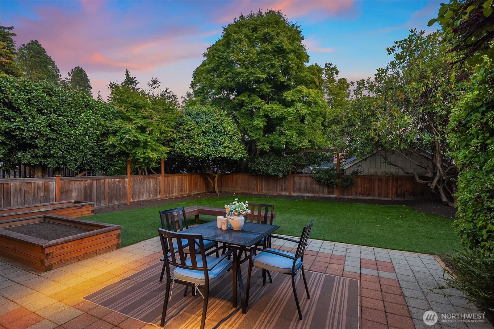 Property Photo: 4319 NE 44th Street WA 98105