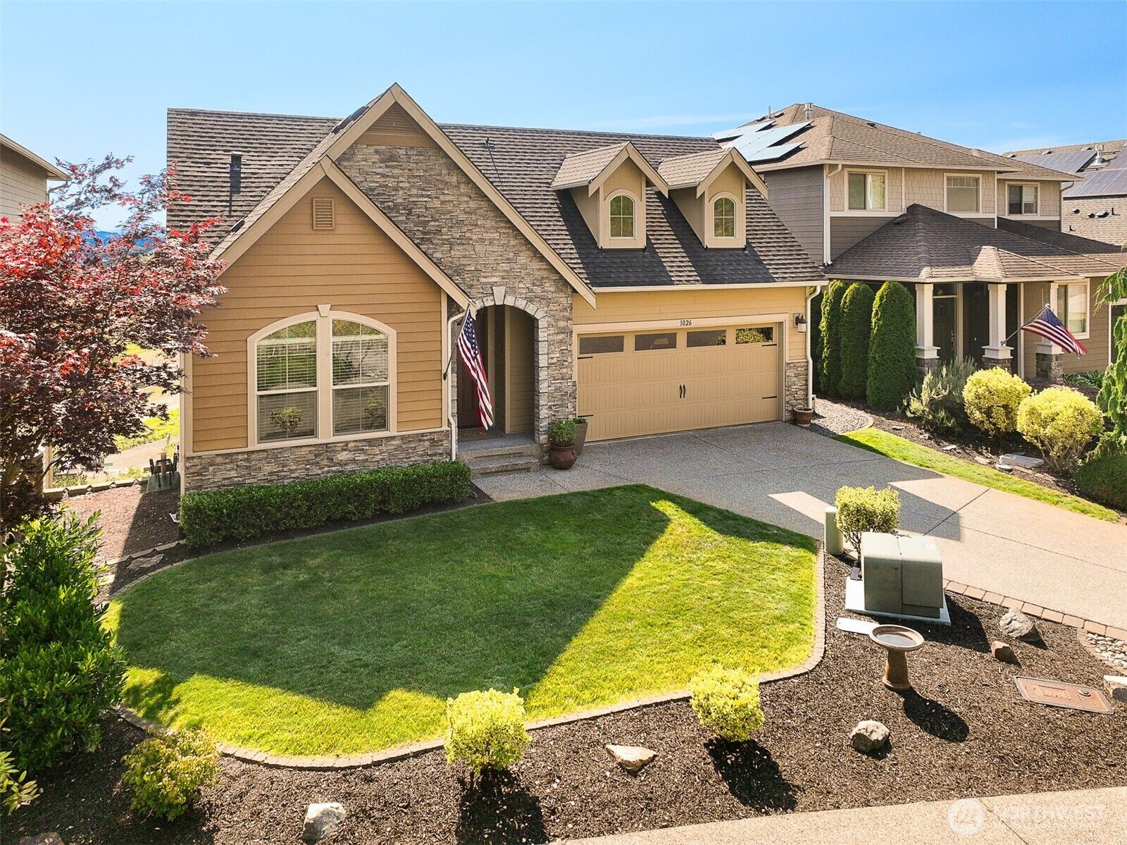 Property Photo: 1026 76th Avenue NE WA 98258