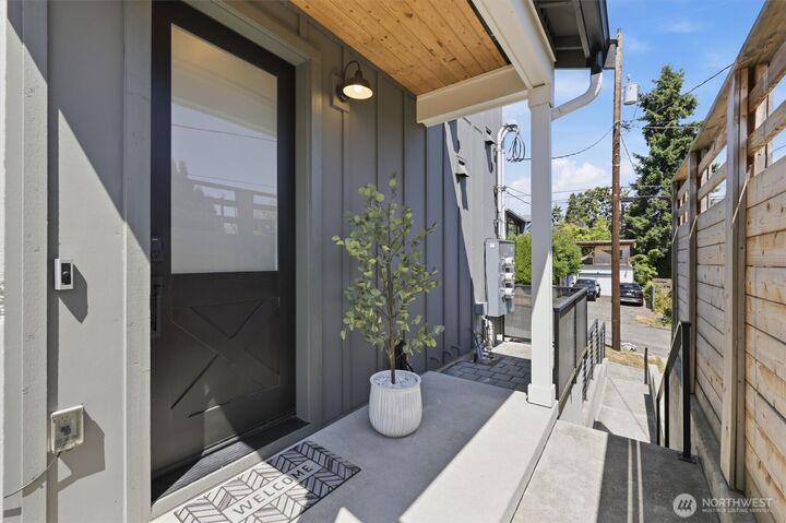 Property Photo: 2853 B NW 63rd Street WA 98107