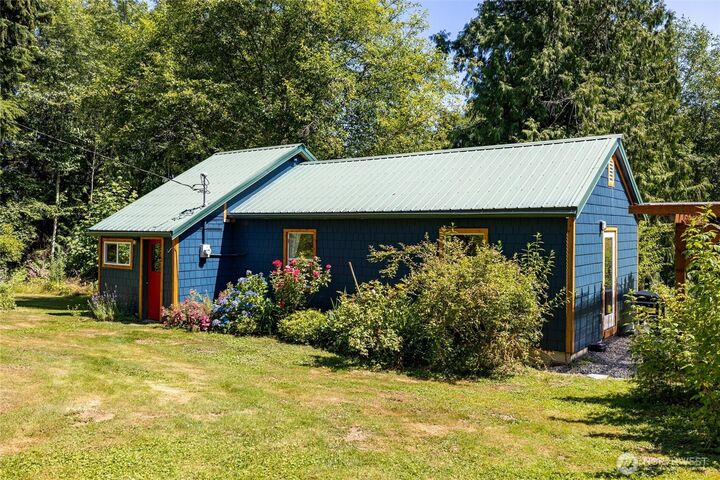 Property Photo:  1135  Lake Samish Road  WA 98229 