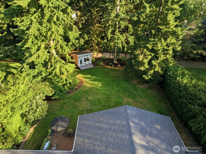 Property Photo:  16537 SE 45th Place  WA 98006 
