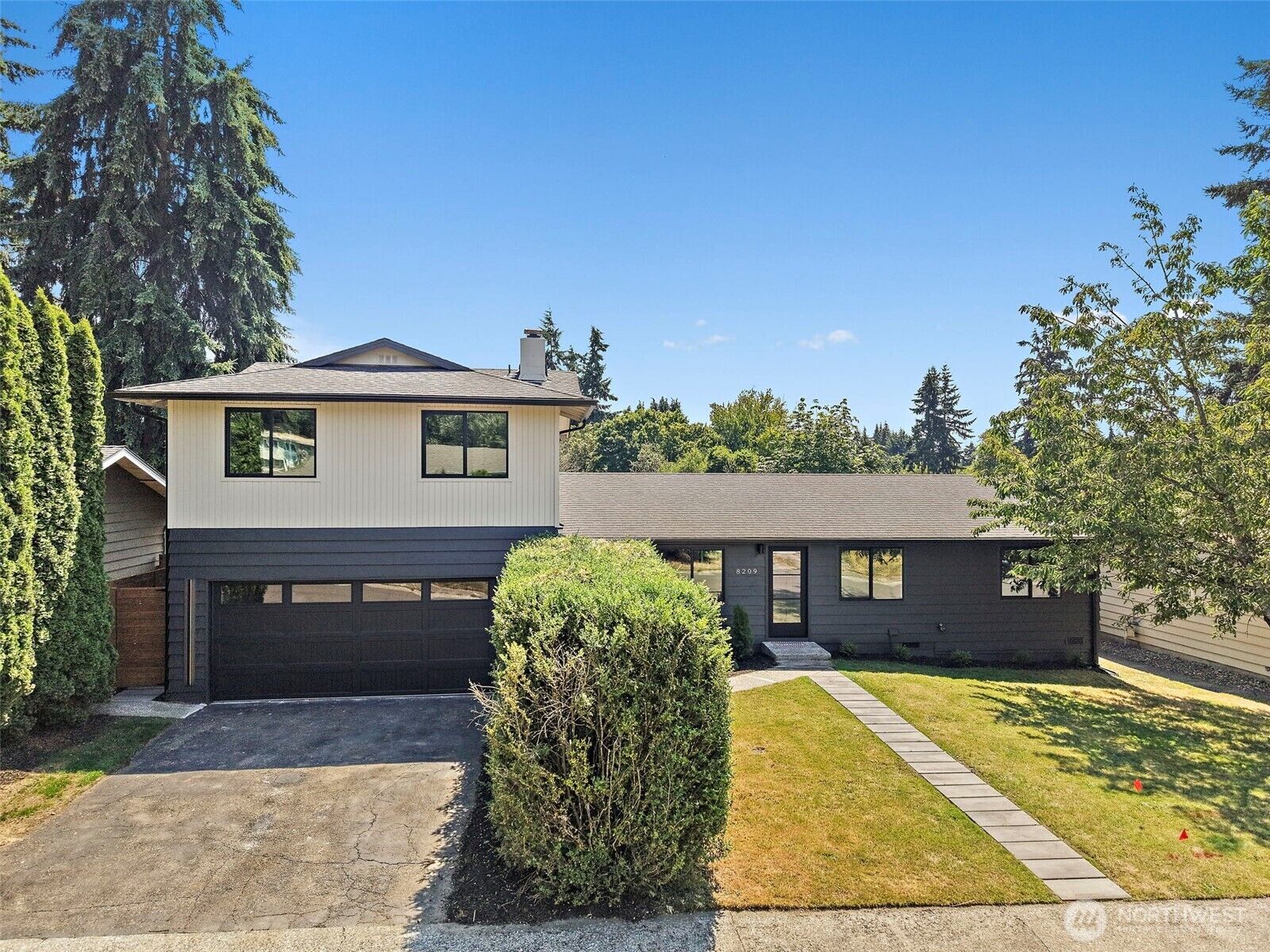 Property Photo:  8209 NE  144th Street  WA 98034 