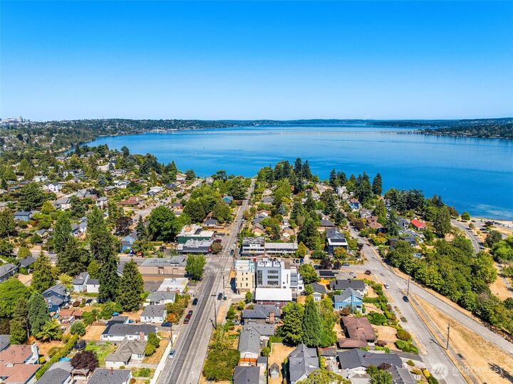 Property Photo:  4408 C  50th Avenue S  WA 98118 