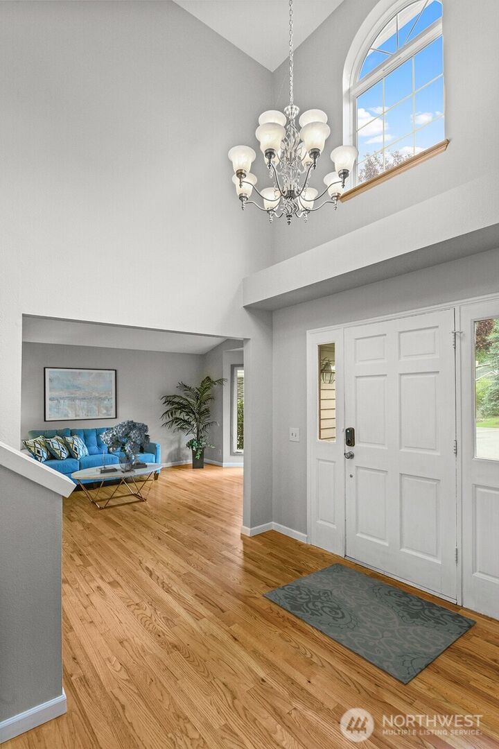Property Photo: 24417 SE 46th Street WA 98029