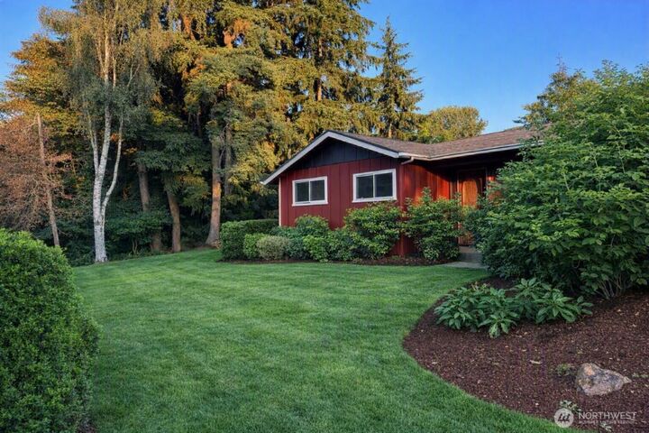Property Photo: 3826 116th Street SE WA 98208