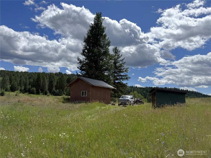 Property Photo:  42  Tedesco Road  WA 99166 