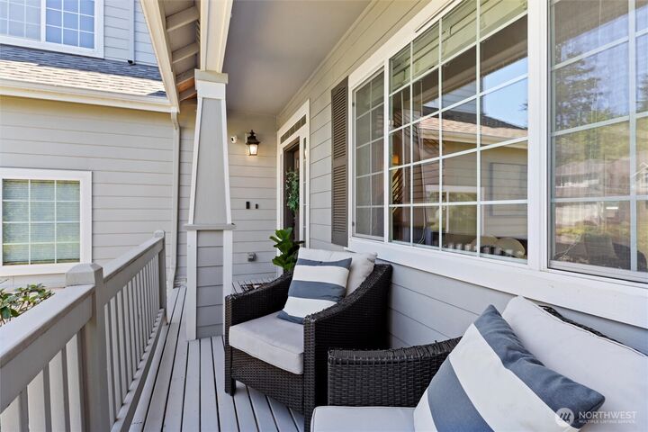 Property Photo: 4125 NE 27th Place WA 98059