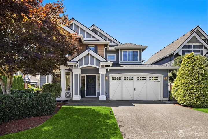 Property Photo:  1315  Redmond Place NE  WA 98056 