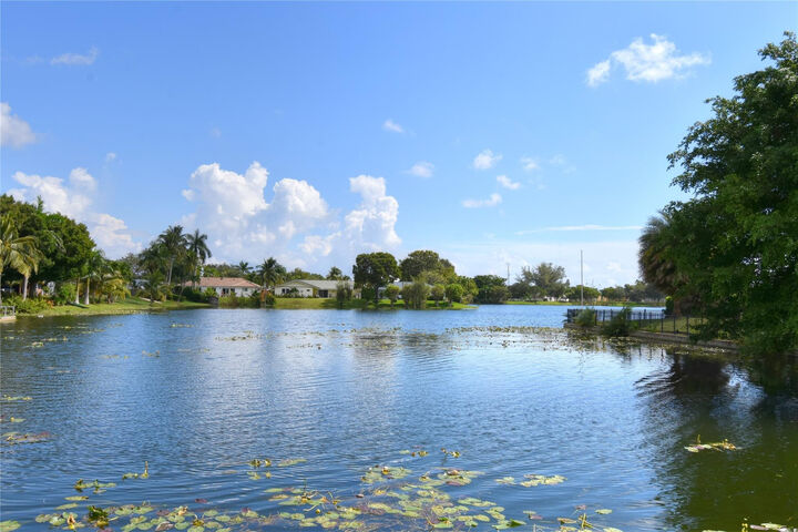 Property Photo:  4148 NW 19th Terrace  FL 33309 
