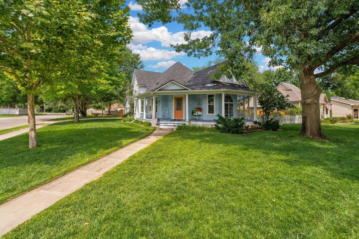 Property Photo: 201 Filmore St KS 67025