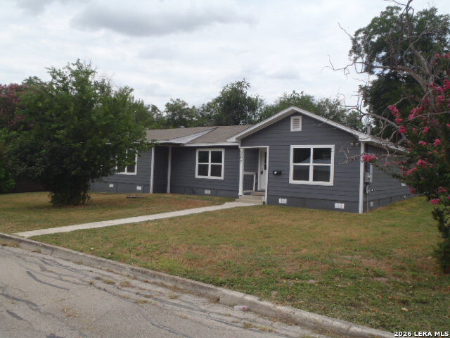Property Photo: 297 S Hackberry Ave TX 78130