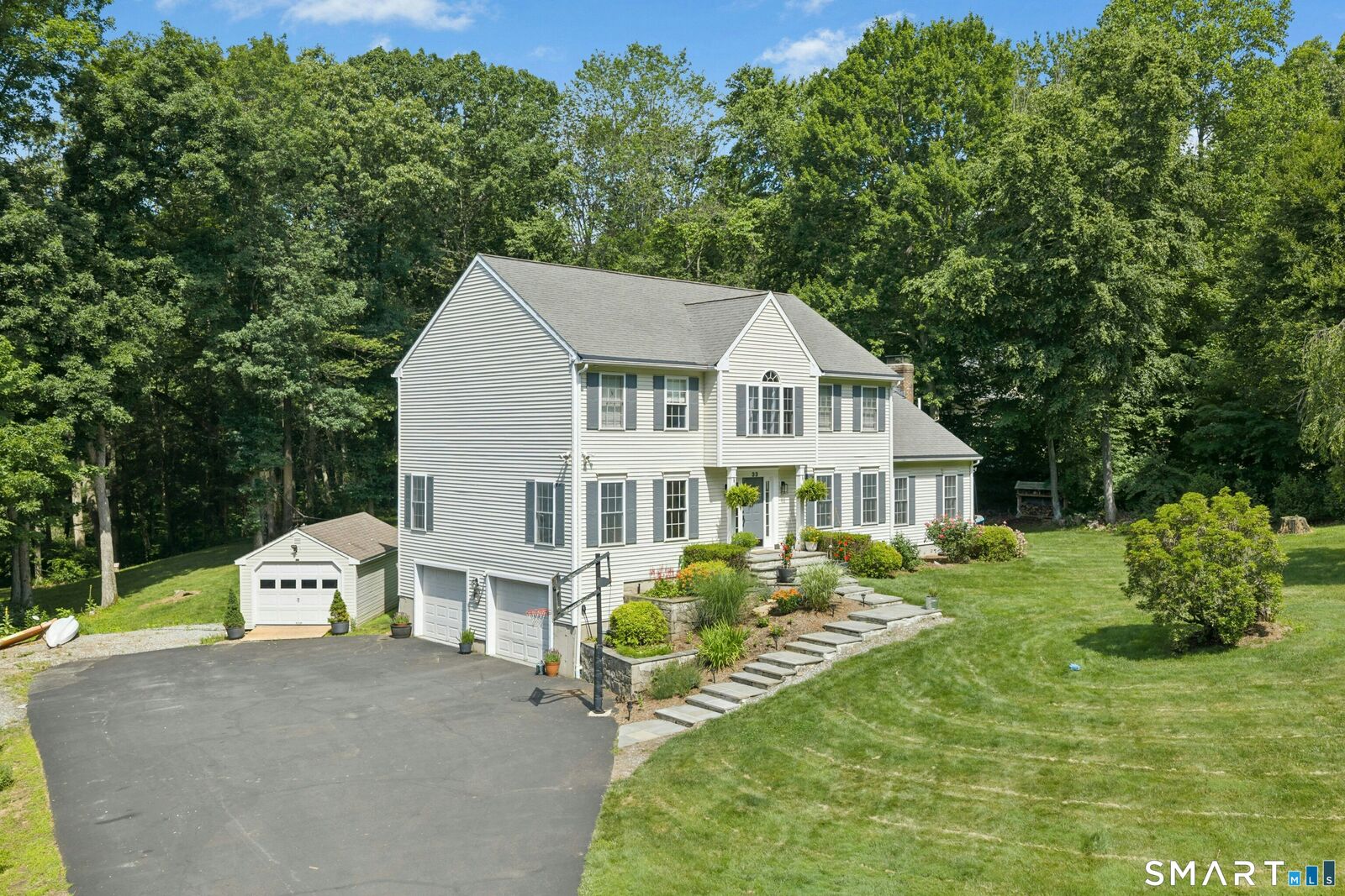 Property Photo:  33 Pond View Drive  CT 06488 