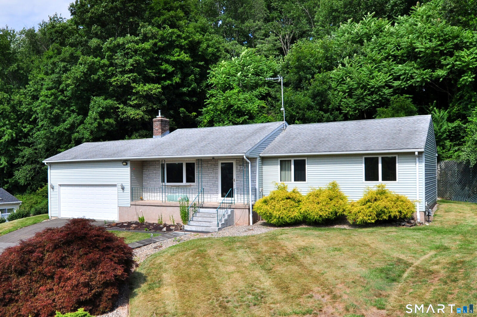 Property Photo:  100 Wynding Brook Drive  CT 06067 