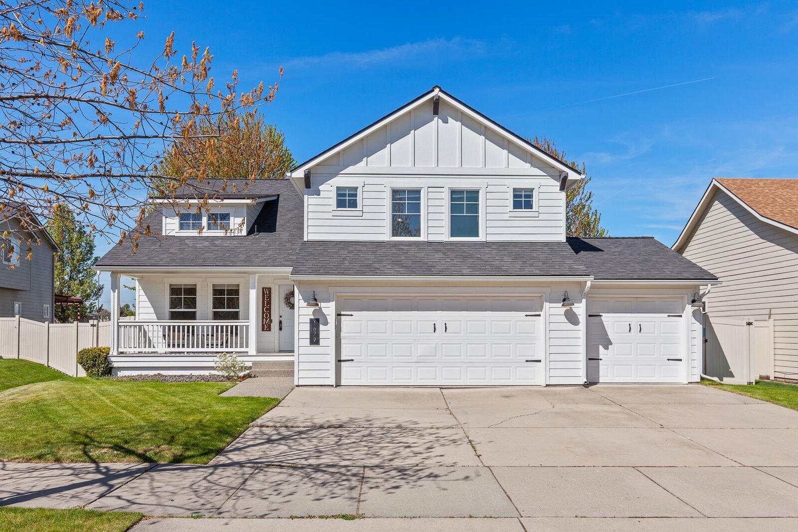 Property Photo: 1679 N Carson Range St WA 99019