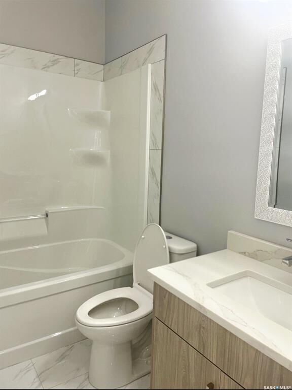 Property Photo:  226 Nightingale Road  SK S7L 6Y1 