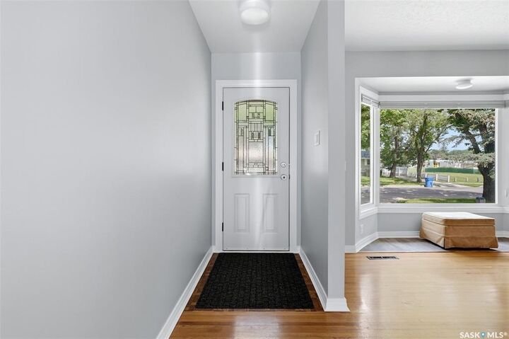 Property Photo:  1631 Macpherson Avenue  SK S4S 4E1 