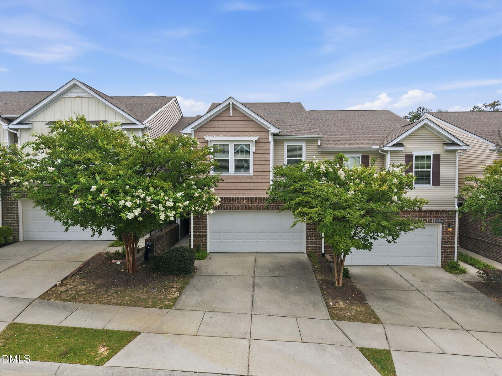 Property Photo: 1410 Glenwater Drive NC 27519