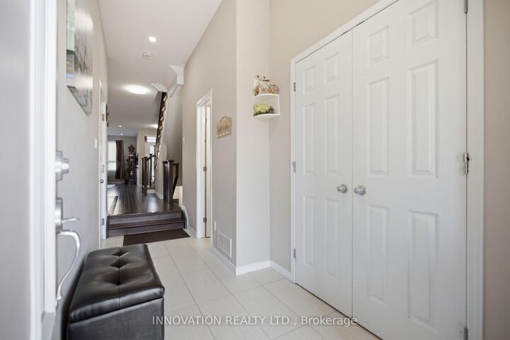 Property Photo: 517 Dressage Avenue ON K2V 0C8