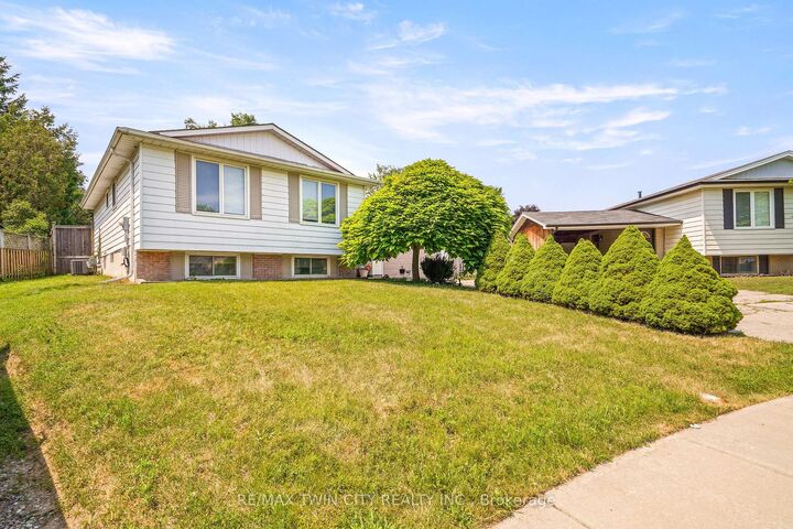 Property Photo: 14 Thistledown Drive ON N3R 6R9