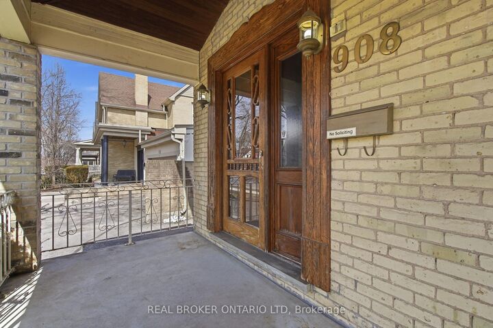 Property Photo: 908 William Street ON N5Y 2S6