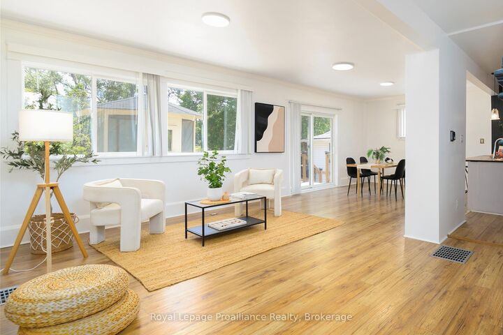 Property Photo: 83 Moira Street E ON K8P 2S3