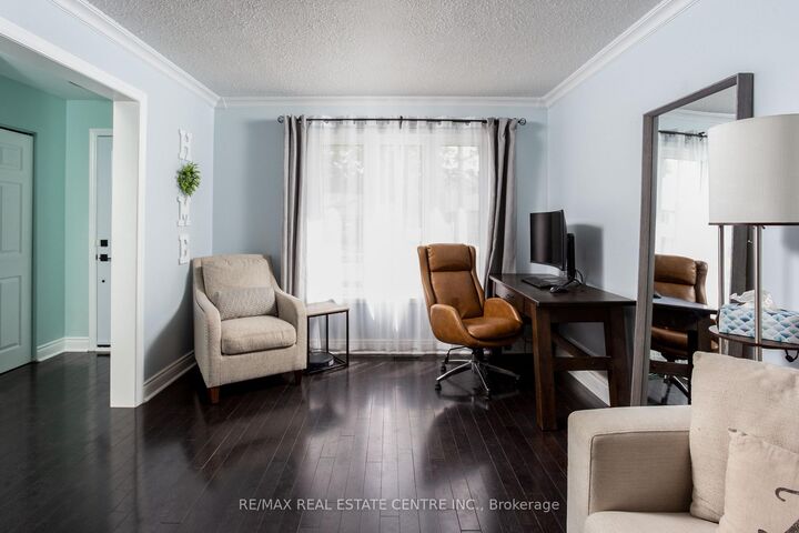 Property Photo: 289 Archdekin Drive ON L6V 1Z3