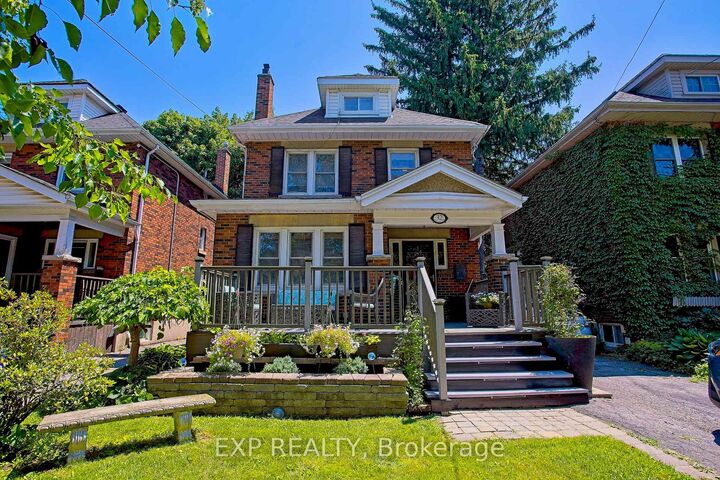 Property Photo:  32 Dalewood Crescent  ON L8S 4B6 