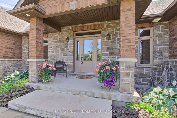 Property Photo: 13 Brolley Crescent ON L0L 1N0
