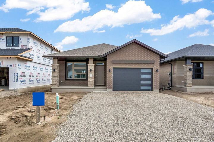 7 Finch Street — photo 1