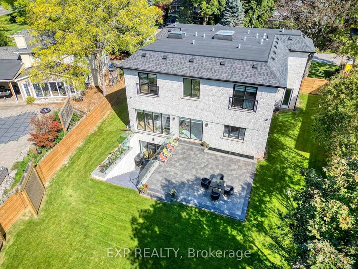 Property Photo: 150 Wolfdale Avenue ON L6L 4S1