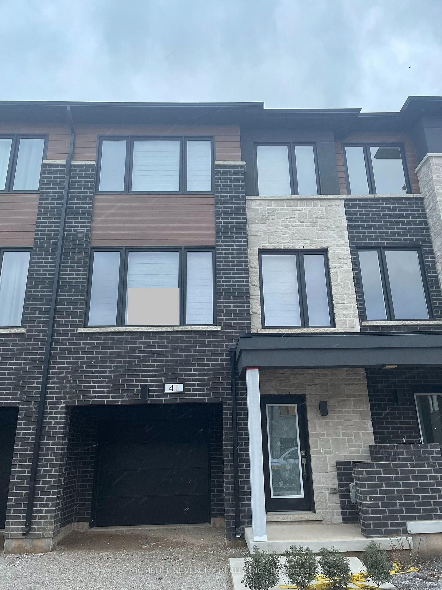 Property Photo: 41 Humberstone Drive ON L7G 0P5