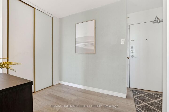 Property Photo: 2650 Southvale Crescent 509 ON K1B 4S9