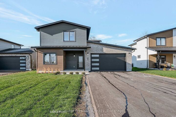 Property Photo: 32 Fraser Drive ON K0K 1E0