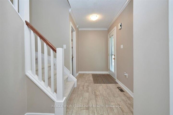 Property Photo:  31 D'Ambrosio Drive  ON L4N 6V6 