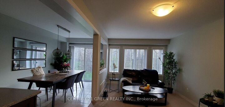 Property Photo: 570 Linden Drive 27 ON N3H 0C9