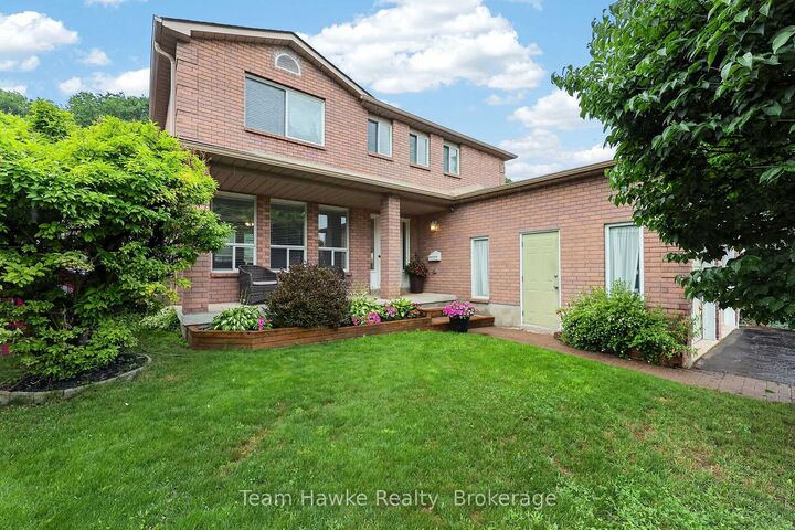 Property Photo:  1085 Dina Crescent  ON L4R 5C6 