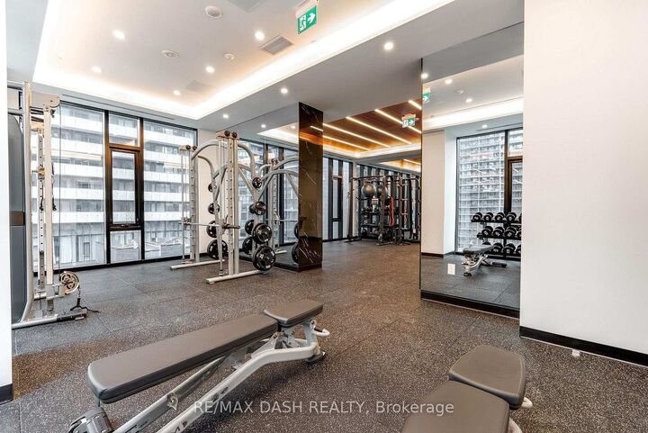 Property Photo:  628 Church Street 4402  ON M4Y 0G9 