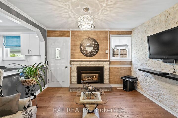 Property Photo:  171 Simonston Boulevard  ON L3T 4M1 