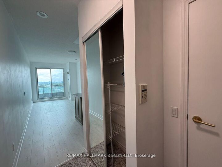 Property Photo:  60 Byng Avenue 1209  ON M2N 7K3 