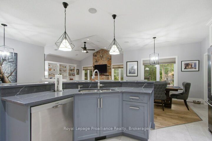 Property Photo: 52 Oak Ridge Drive ON K0K 3E0