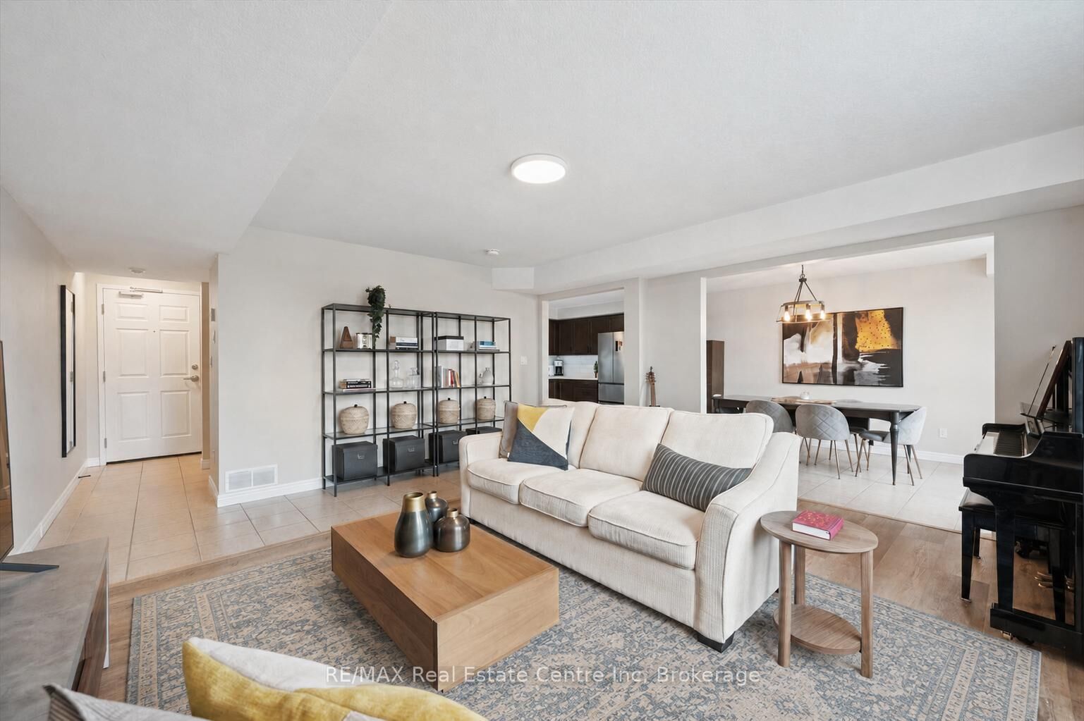 Property Photo: 904 Paisley Road 202 ON N1K 0C6