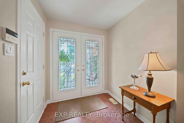 Property Photo: 805 Hot Springs Way ON K1V 1R9